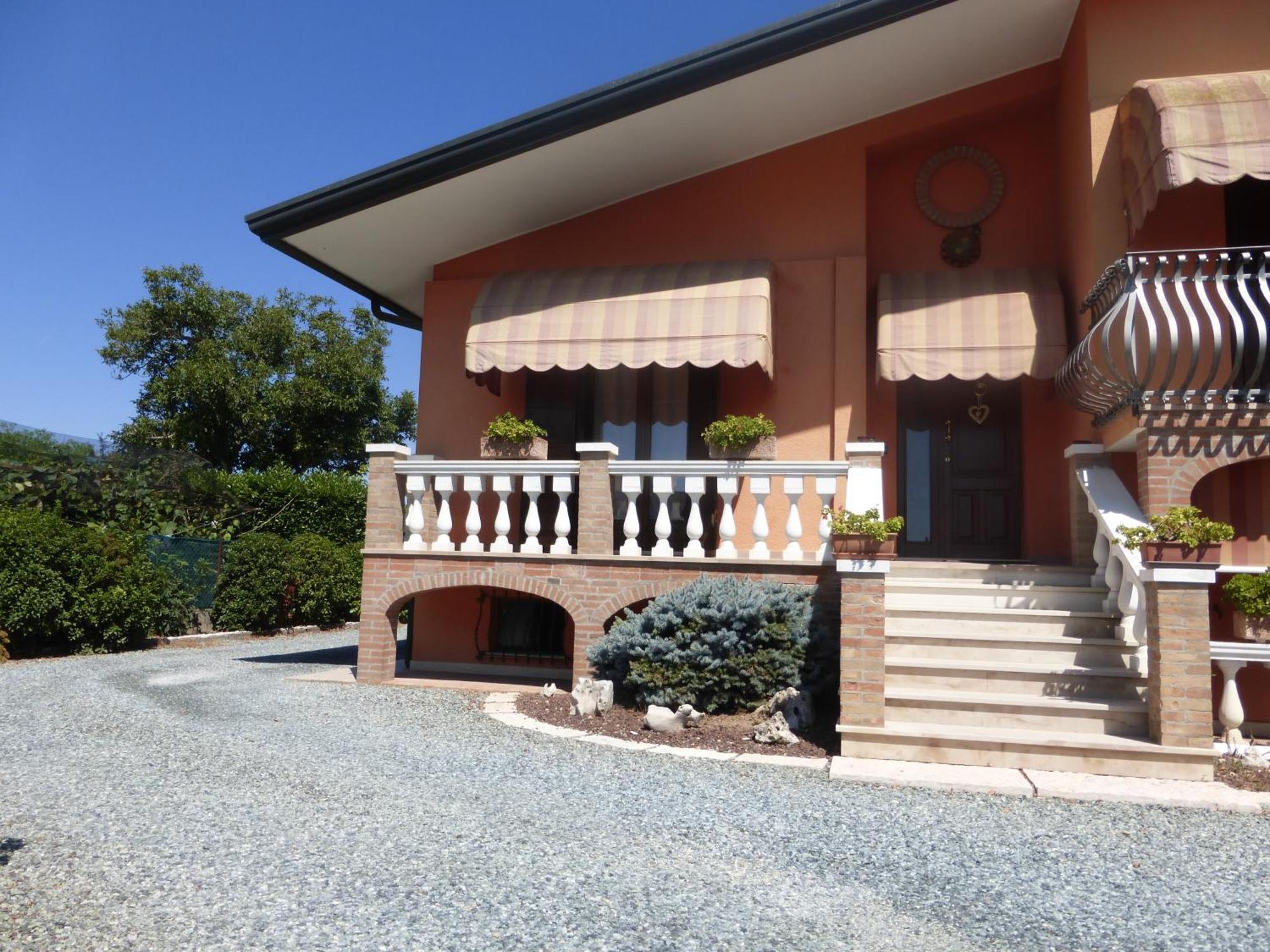 Appartamento Yestravel Noale Buitenkant foto